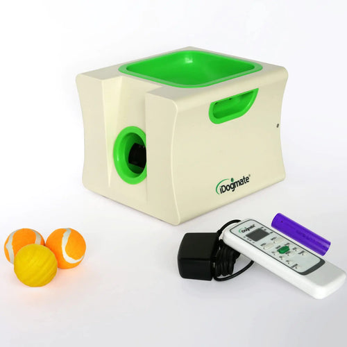 IDOGMATEs Leading Puppy ball thrower (3 Balls Included)